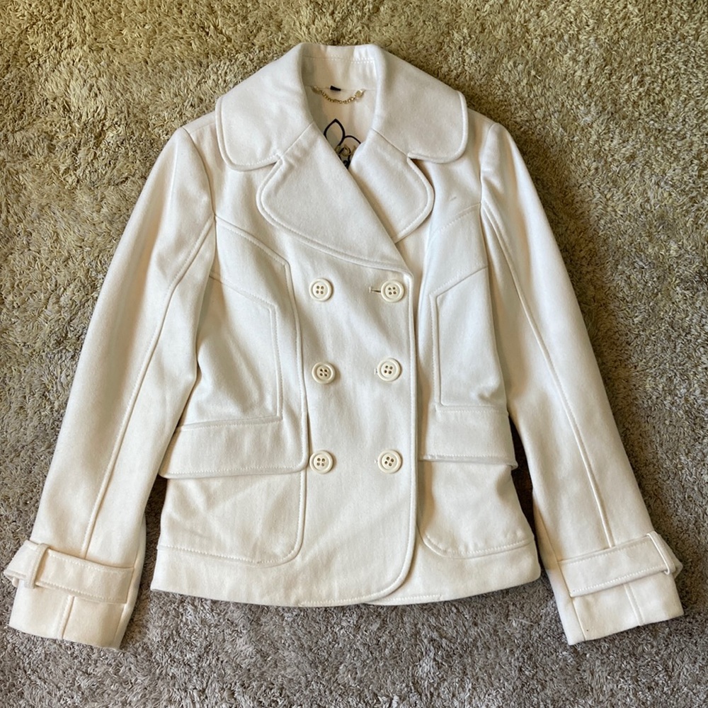 🧥 Guess Button Up Coat 🧥